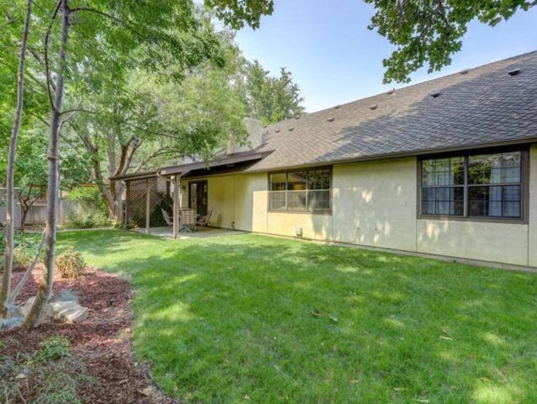 Experience Nirvana With Artwork Collections From Around The Globe Located In Lakewood Neighborhood In Se Boise Next To A Park, Minutes From Bown Crossing And The Boise River, 10 Minutes To Downtown, 4 Beds, Sleeps 8, Pets Welcome In Large Fenced In Y Exterior foto
